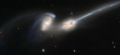 gc_4676_az_eger-galaxisok_a_coma_berenices-ben_ket_utkozo_spiralgalaxis.jpg
